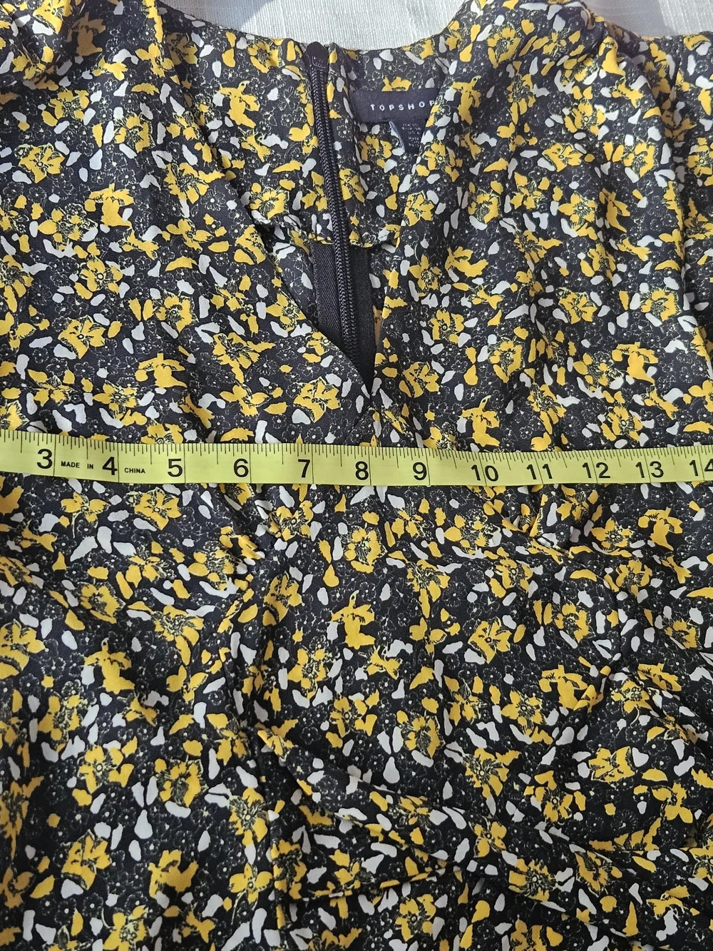 Topshop Floral Wrap Dress Yellow Black Short Ruffle Flutter Sleeve Size US 6 - Picture 13 of 16